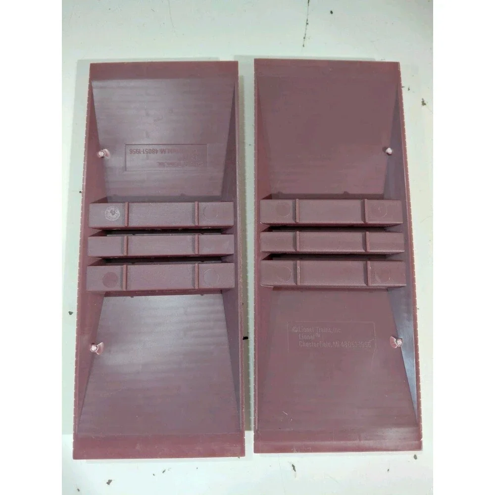 2 Lionel Train O Gauge Model Railroad Accessory Level Crossing Grades